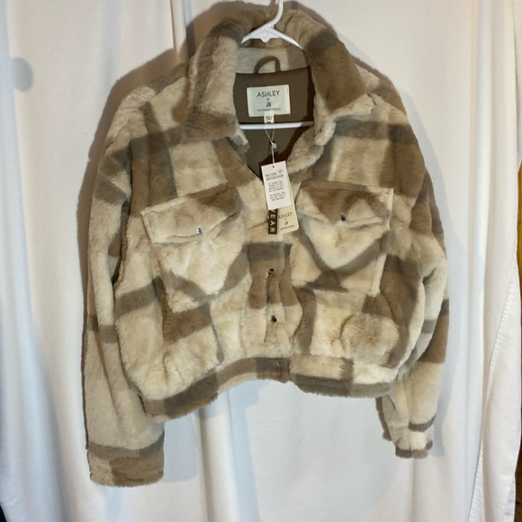 Ashley By 26 International Jackets & Blazers - Ashley by 26 International faux fur coat, size medium